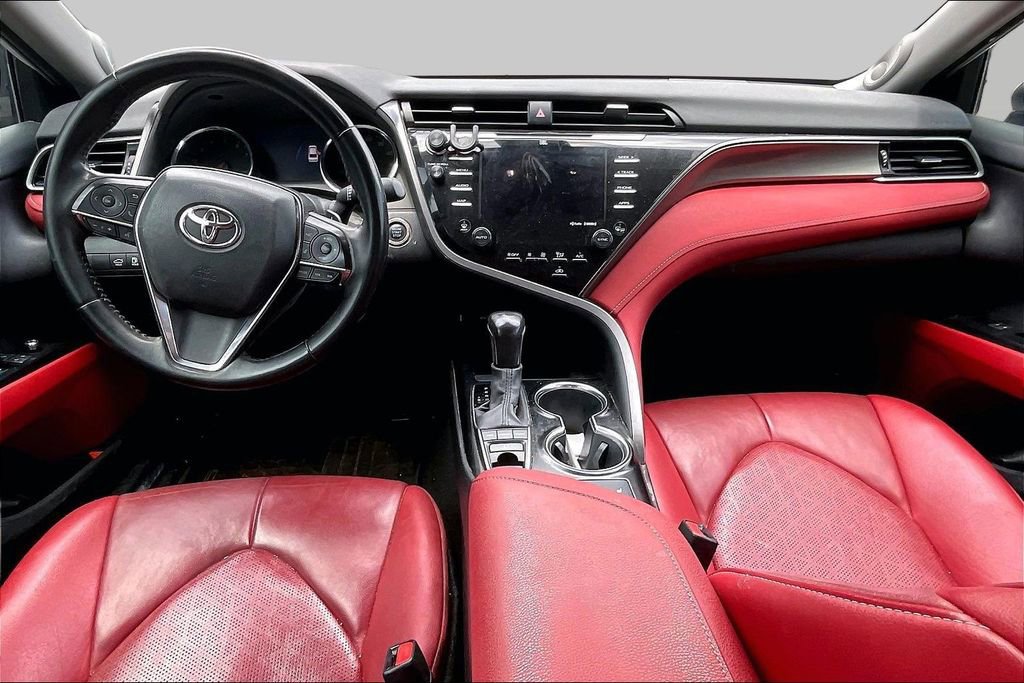 Used 2020 Toyota Camry XSE w/ Navigation Package FWD image 13