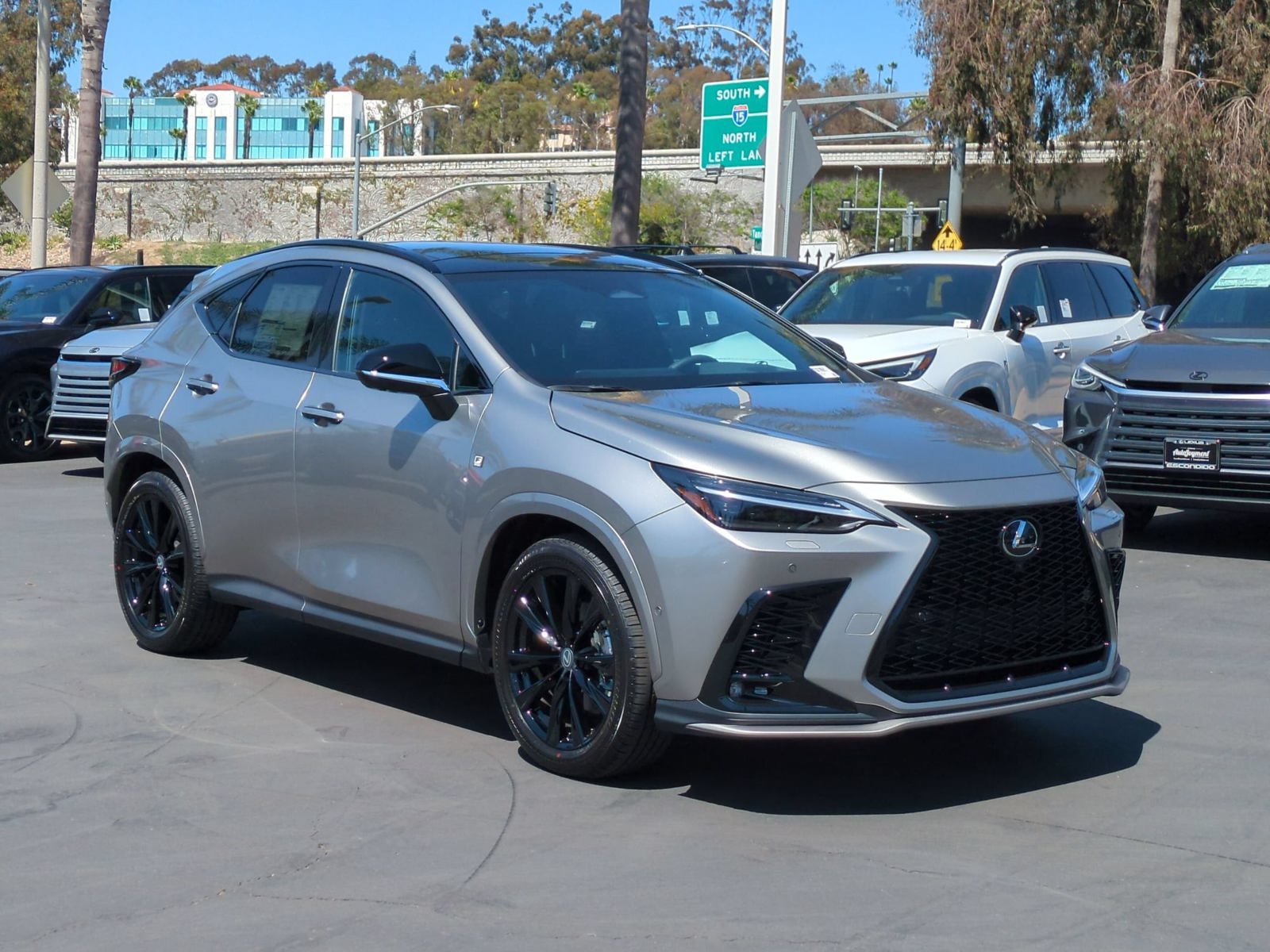 New 2026 Lexus NX 350h F Sport AWD/4WD image 3