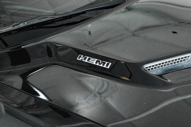 Used 2009 Dodge Challenger R/T RWD image 41