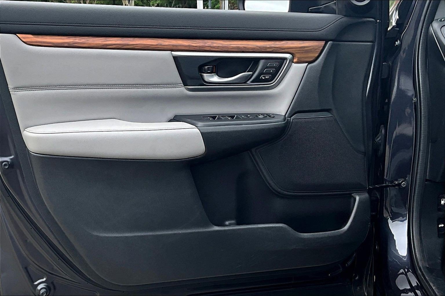 Used 2019 Honda CR-V EX-L image 18
