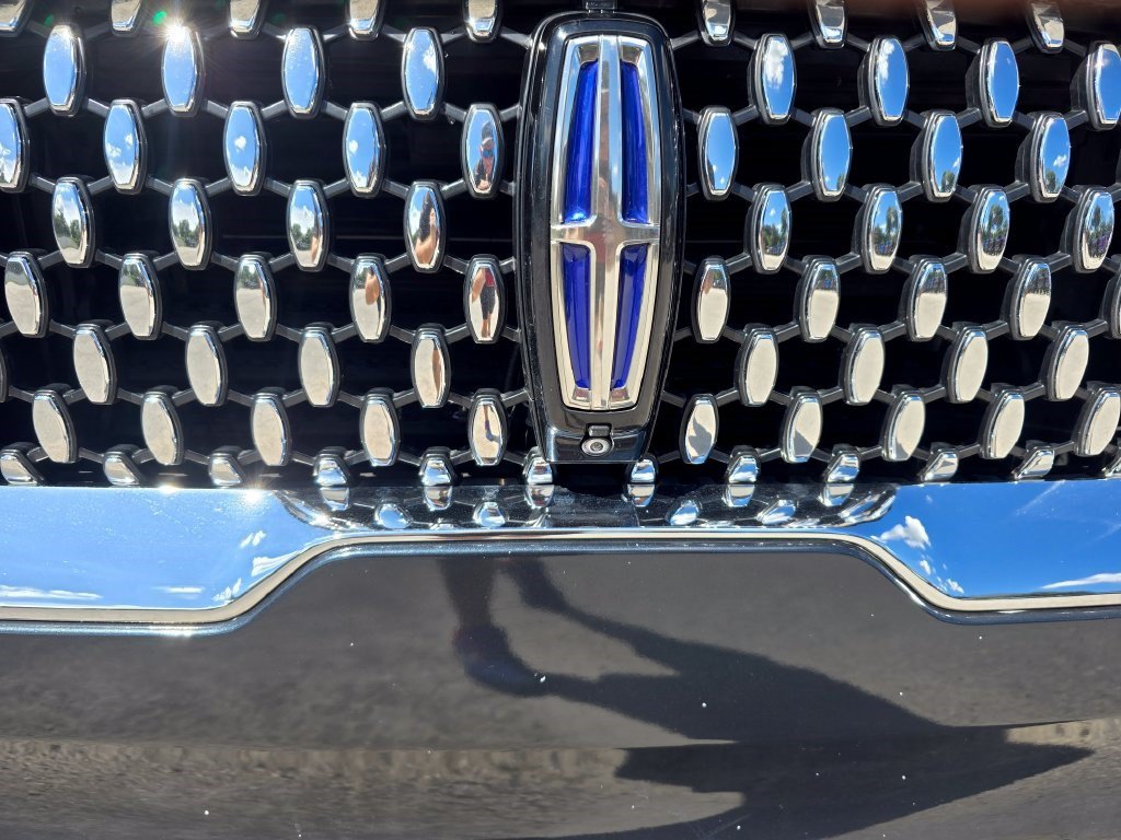 Used 2020 Lincoln Aviator Black Label Grand Touring w/ Class IV Trailer Tow Package AWD/4WD image 9