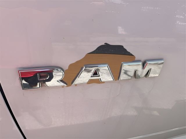 Used 2012 RAM 3500 ST w/ ST Decor Group image 11