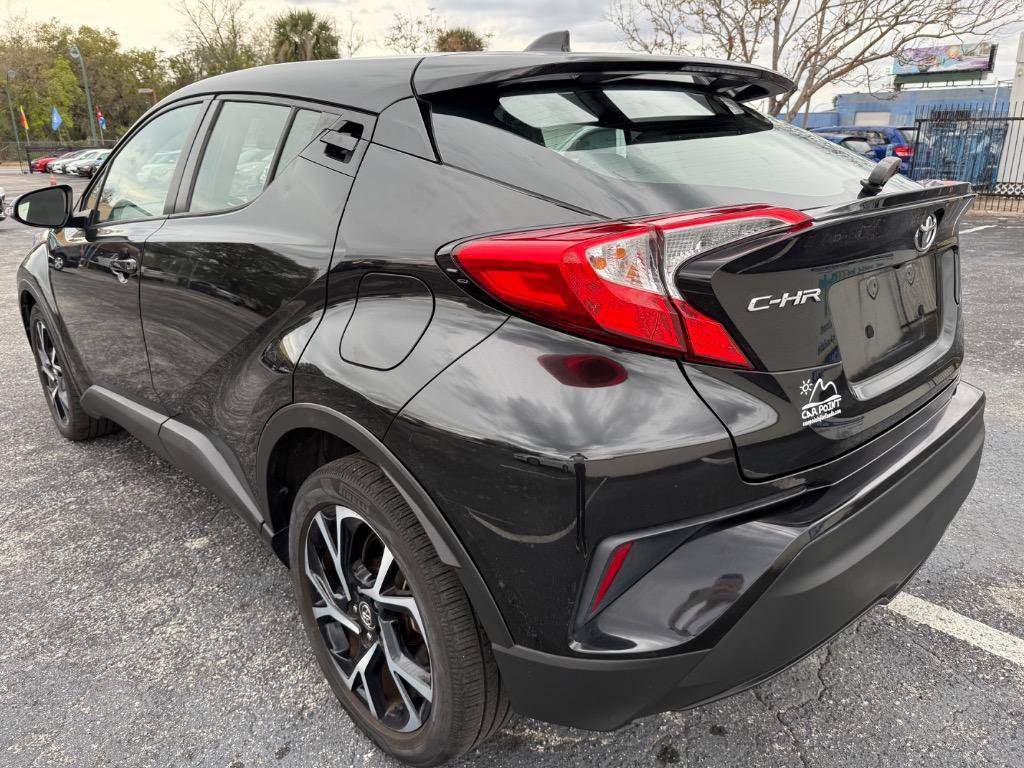 Used 2019 Toyota C-HR XLE FWD image 20
