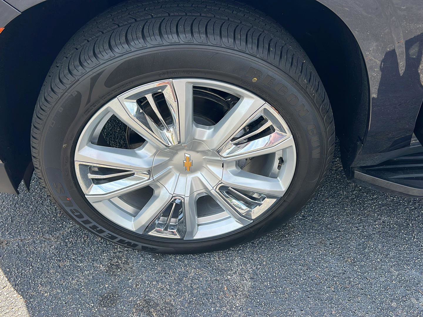 Used 2022 Chevrolet Tahoe High Country image 40