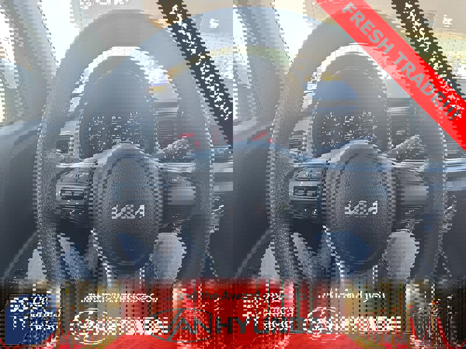 Used 2023 Kia Rio LX image 7