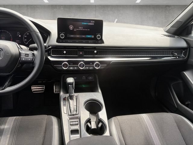 Used 2022 Honda Civic Sport image 4