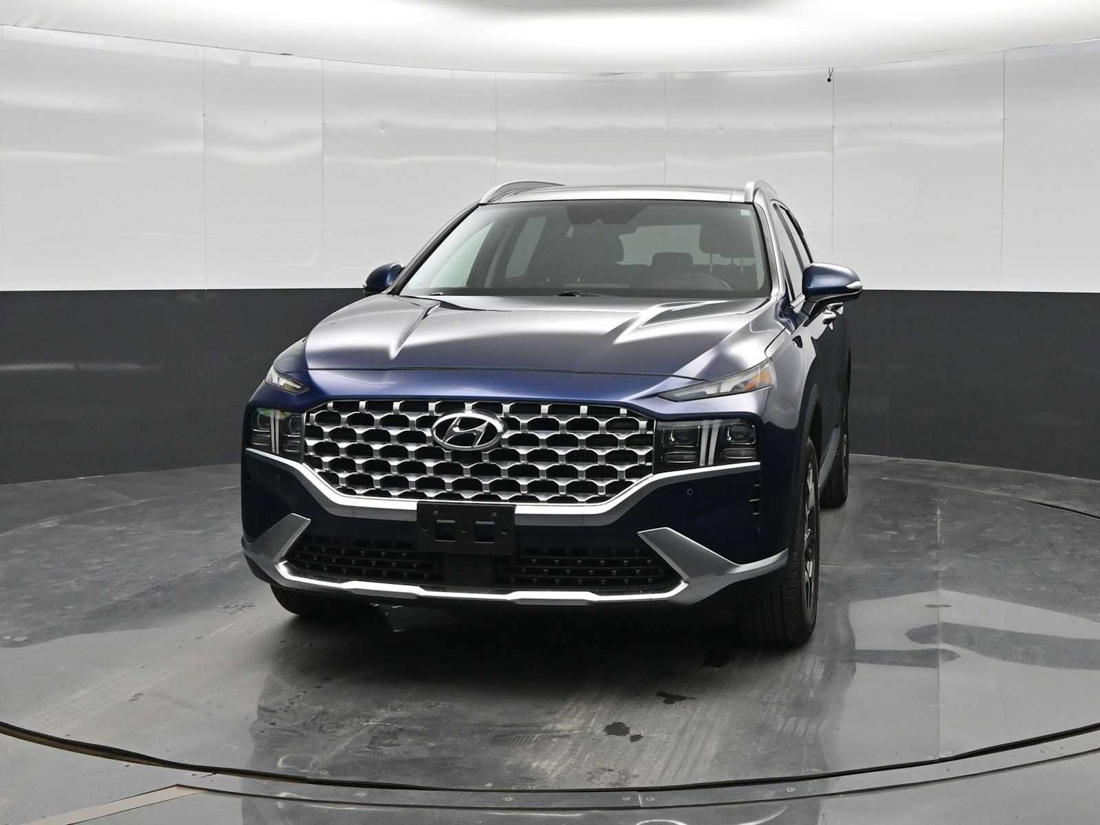 Used 2023 Hyundai Santa Fe Limited w/ Cargo Package AWD/4WD image 3