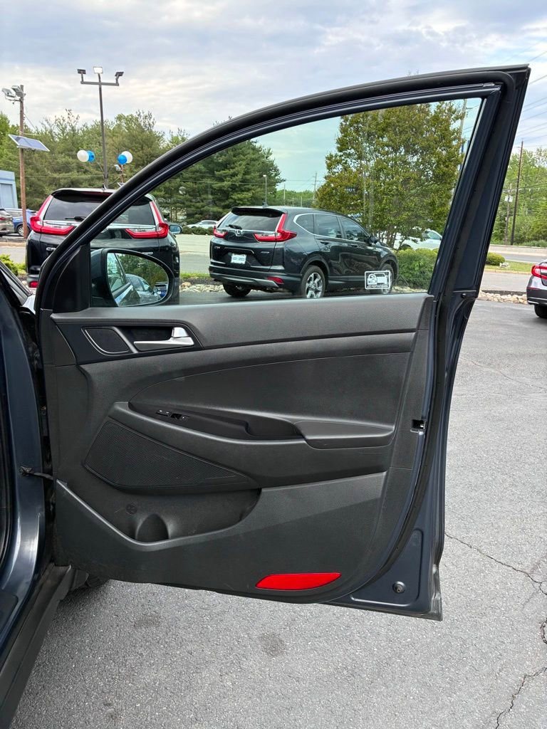 Used 2020 Hyundai Tucson SE AWD/4WD image 46
