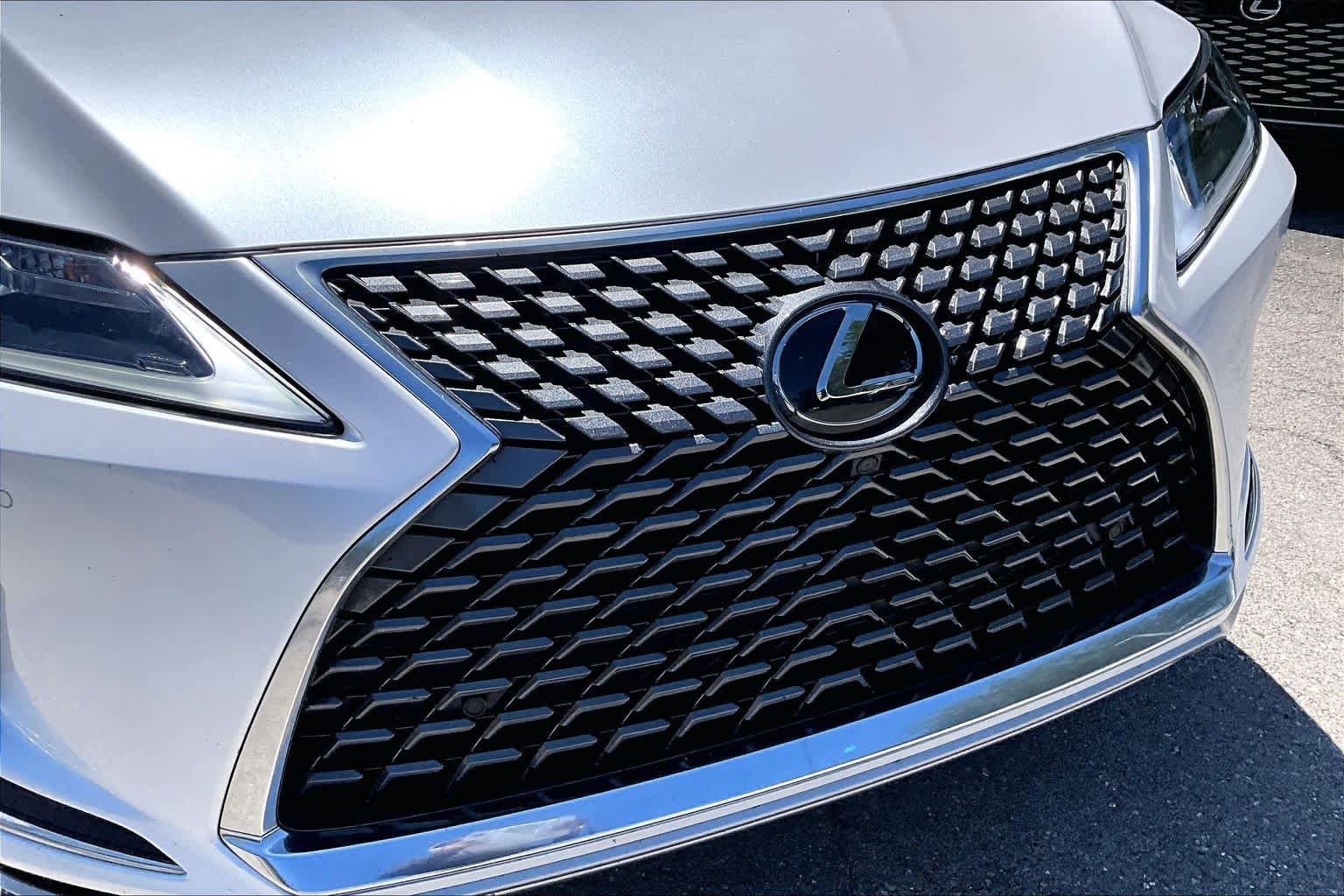 Used 2022 Lexus RX 350 AWD w/ Premium Package image 30