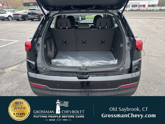 Used 2027 Chevrolet Bolt LT w/ Comfort Package FWD image 19