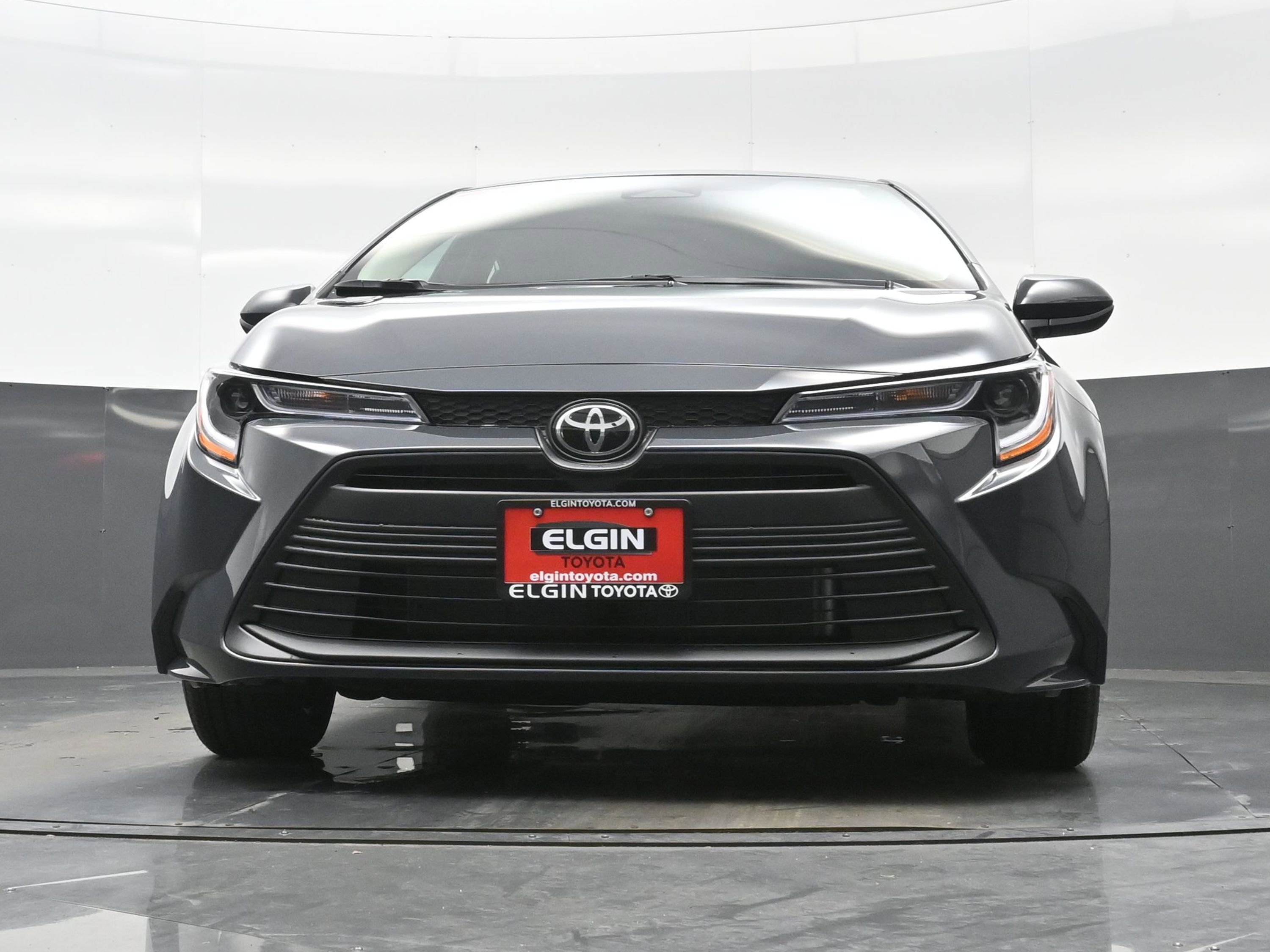 Used 2026 Toyota Corolla LE FWD image 25
