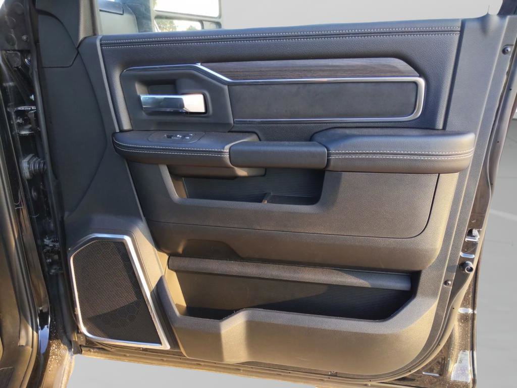 New 2026 RAM 2500 Laramie w/ Night Edition image 33