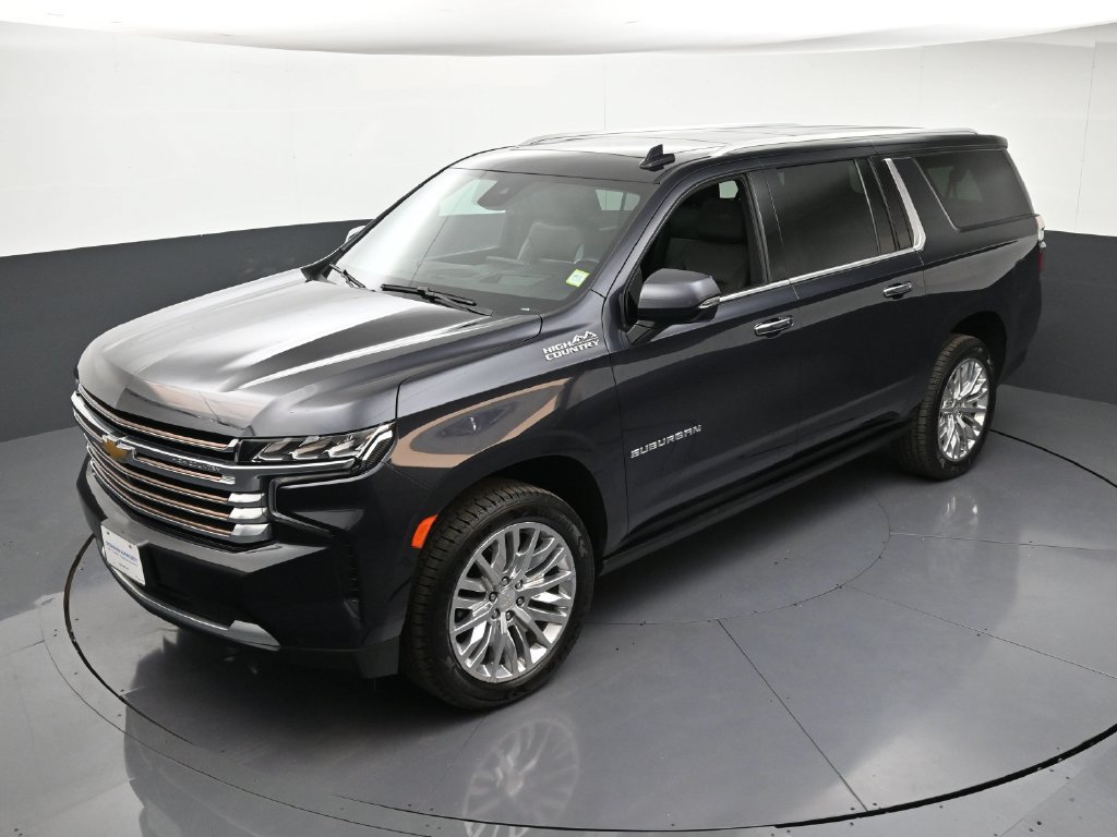 Certified 2023 Chevrolet Suburban High Country w/ Premium Package 2 AWD/4WD image 16