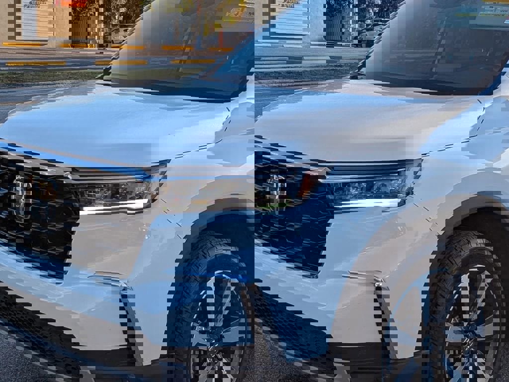 Used 2025 Honda Pilot Touring image 6