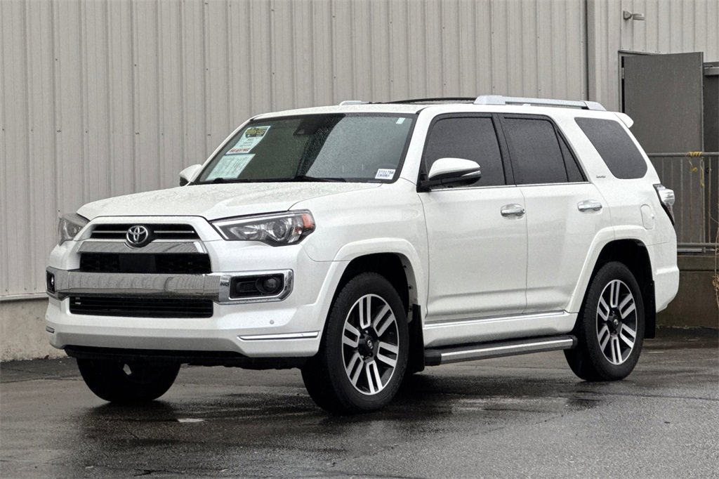 Used 2021 Toyota 4Runner Limited image 9