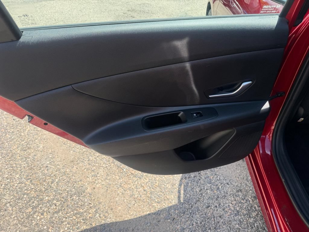 Certified 2023 Hyundai Elantra SEL FWD image 16