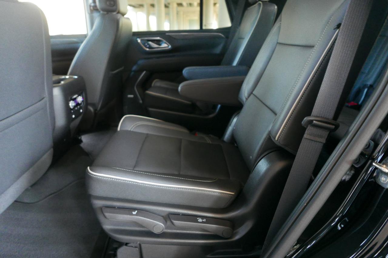 Used 2022 GMC Yukon SLT w/ SLT Premium Package AWD/4WD image 10