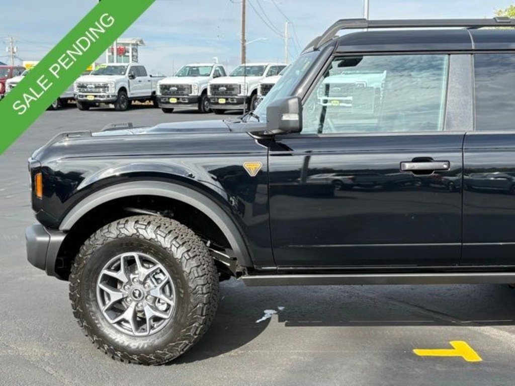 New 2025 Ford Bronco Badlands image 10