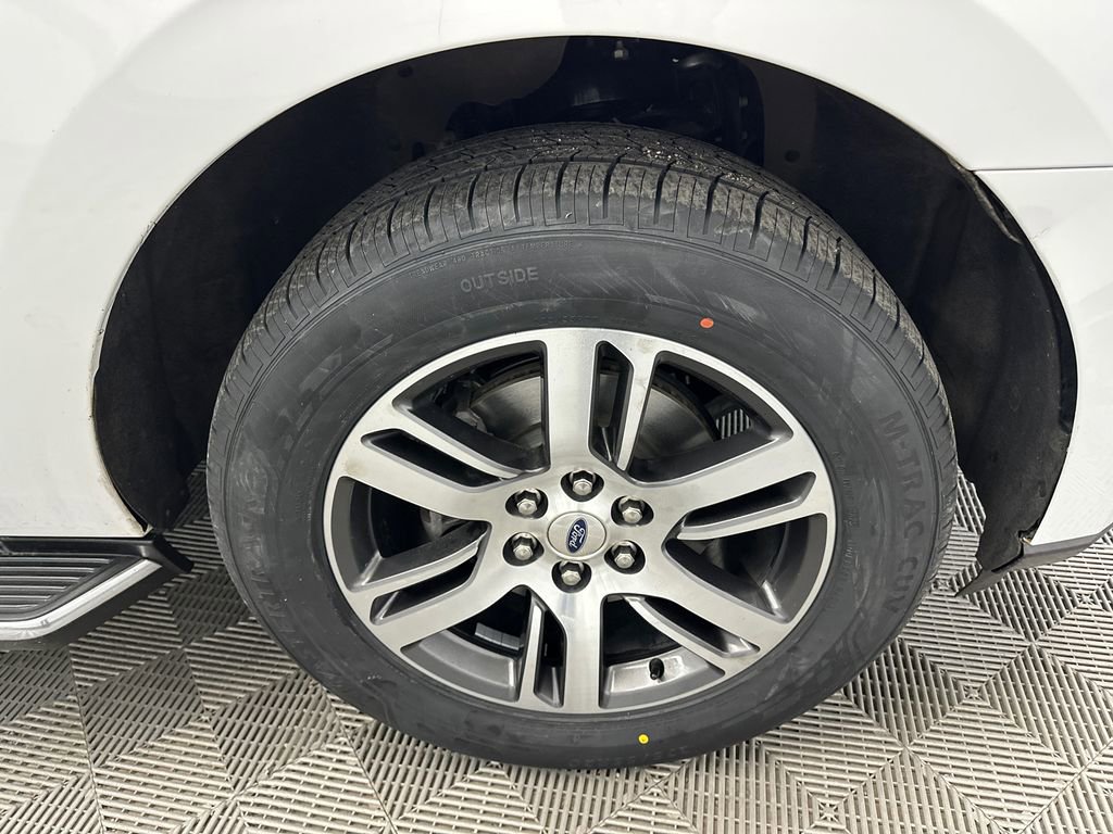 Used 2022 Ford Expedition Max Limited AWD/4WD image 14