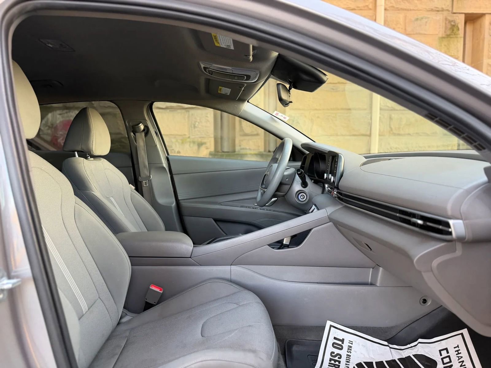 Used 2021 Hyundai Elantra SE FWD image 26