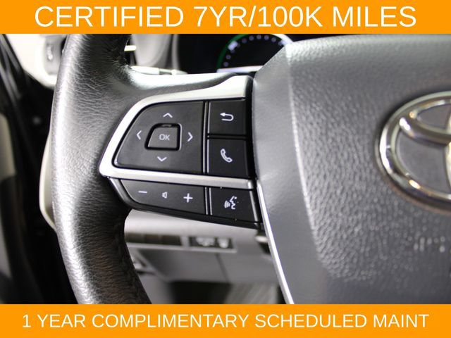 Used 2024 Toyota Sienna XLE FWD image 22