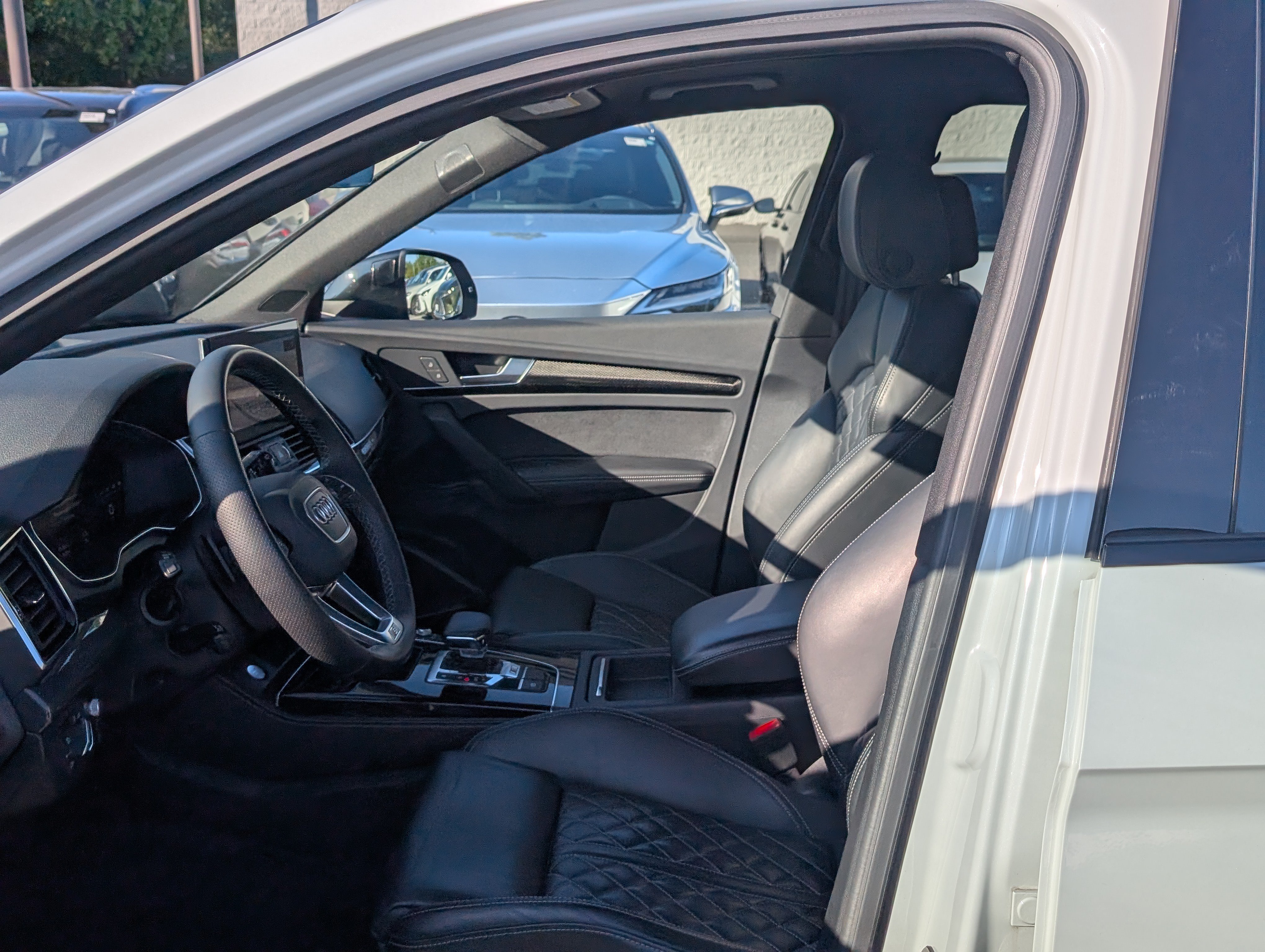 Used 2022 Audi SQ5 Prestige AWD/4WD image 17