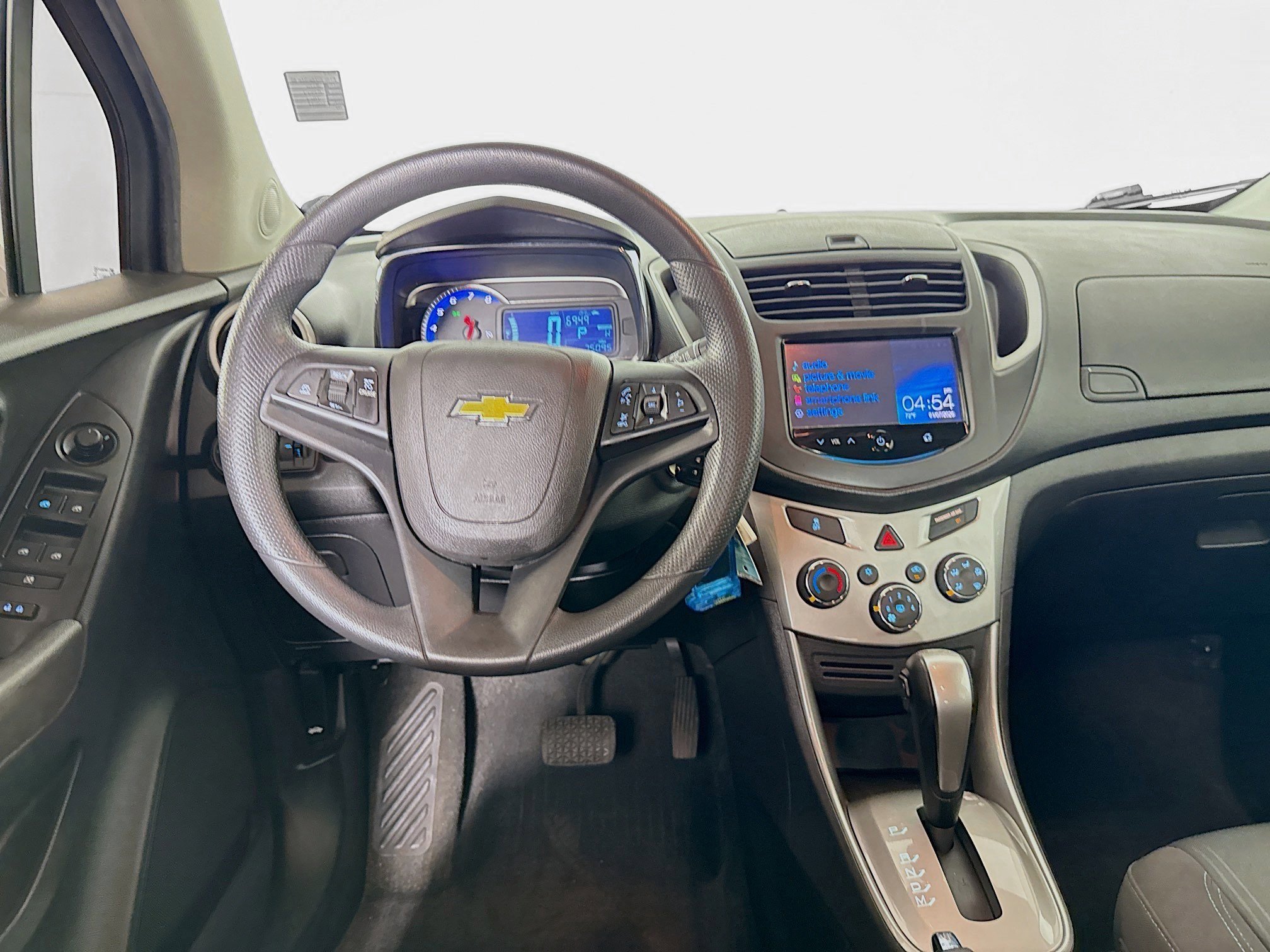 Used 2016 Chevrolet Trax LT image 25