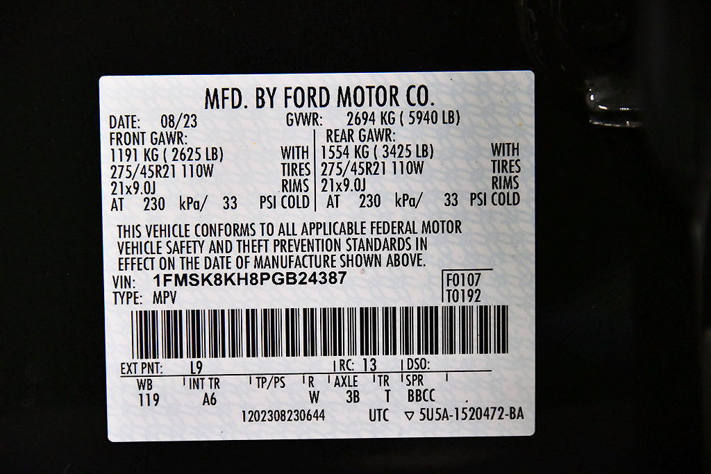 Used 2023 Ford Explorer ST-Line w/ Class IV Trailer Tow Package AWD/4WD image 17