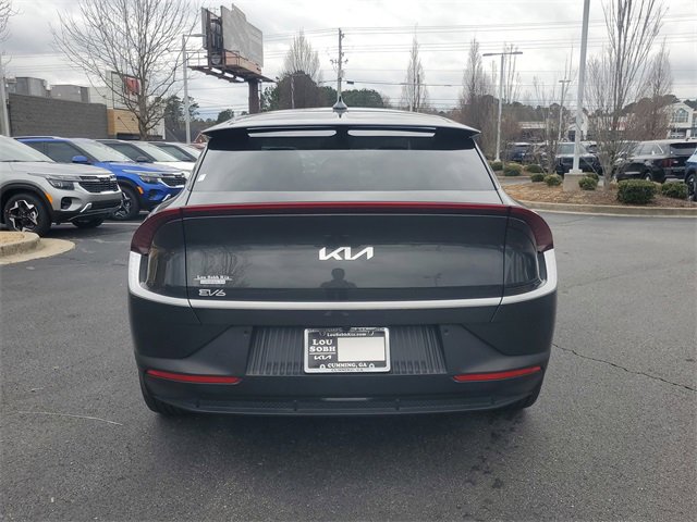Certified 2022 Kia EV6 Light image 5