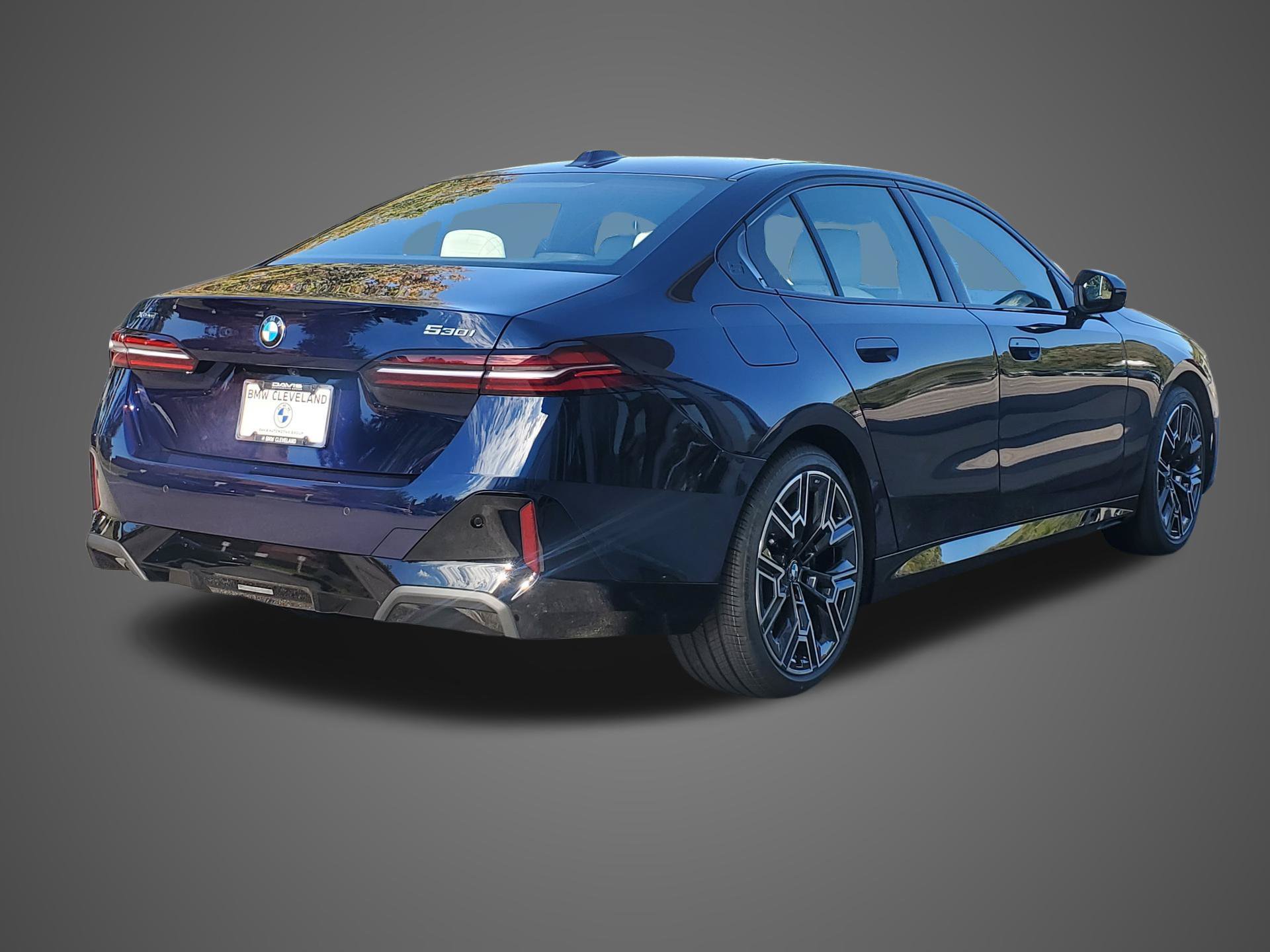 New 2027 BMW 530i xDrive w/ M Sport Package AWD/4WD image 6