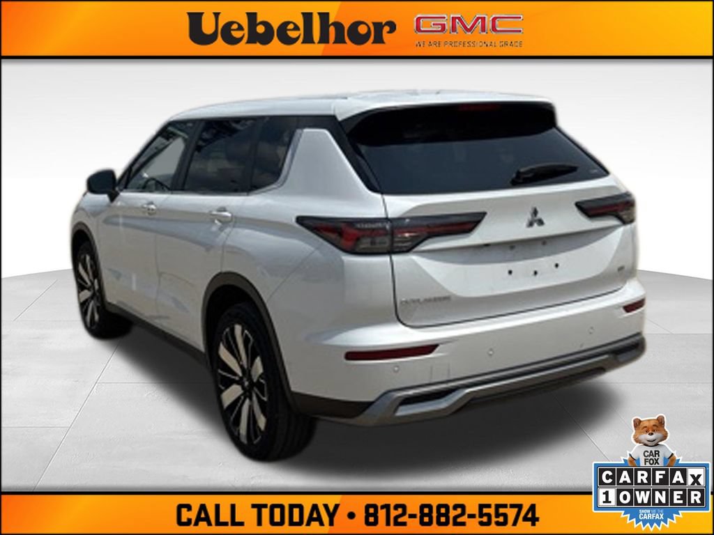 Used 2025 Mitsubishi Outlander SE