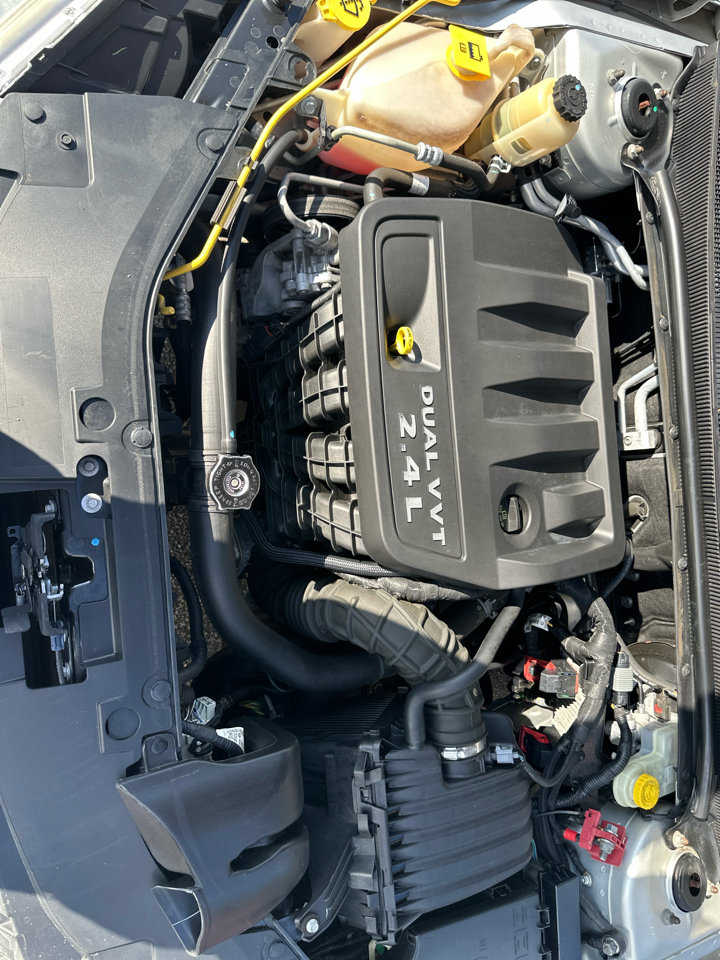 Used 2012 Chrysler 200 Touring image 27