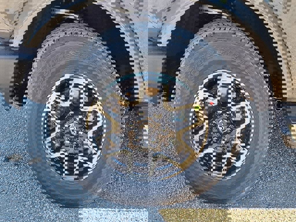 New 2025 Ford Bronco Outer Banks image 23