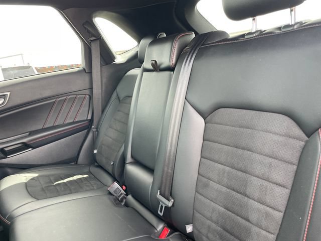 Used 2021 Ford Edge ST-Line FWD image 20