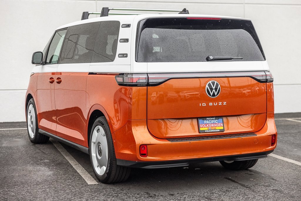 New 2025 Volkswagen ID. Buzz 1st Edition image 4