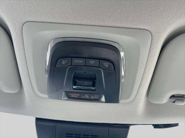 Certified 2023 Toyota Corolla Cross L image 32