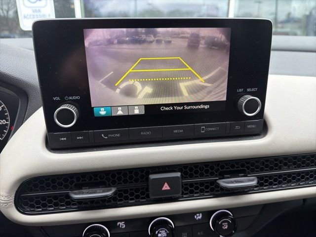 Used 2023 Honda HR-V LX image 3