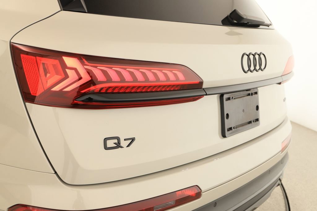 Certified 2023 Audi Q7 3.0T Prestige AWD/4WD image 34