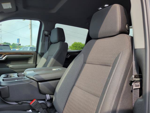 Used 2024 GMC Sierra 1500 Elevation AWD/4WD image 11