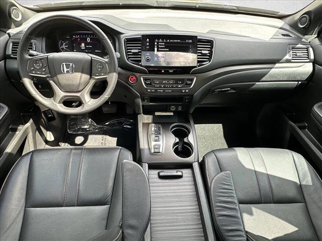 Used 2023 Honda Passport TrailSport image 25