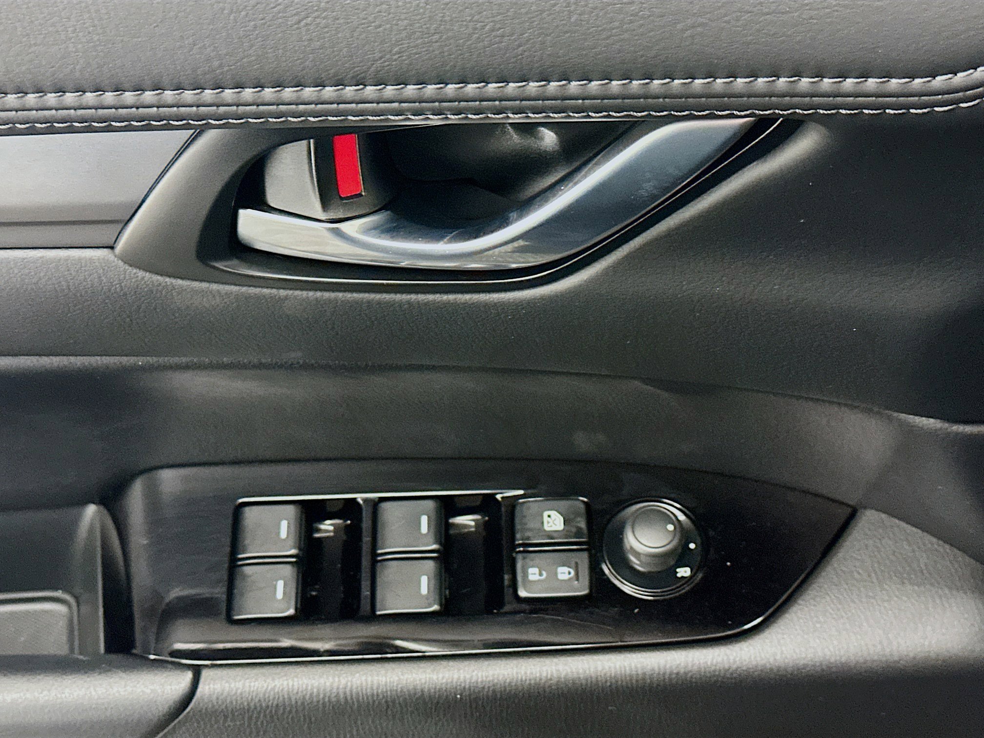 Used 2025 MAZDA CX-5 AWD 2.5 S w/ Select Package image 15