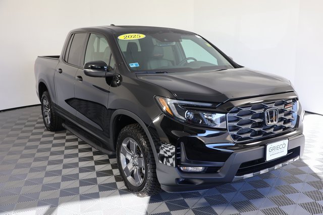 Used 2025 Honda Ridgeline TrailSport