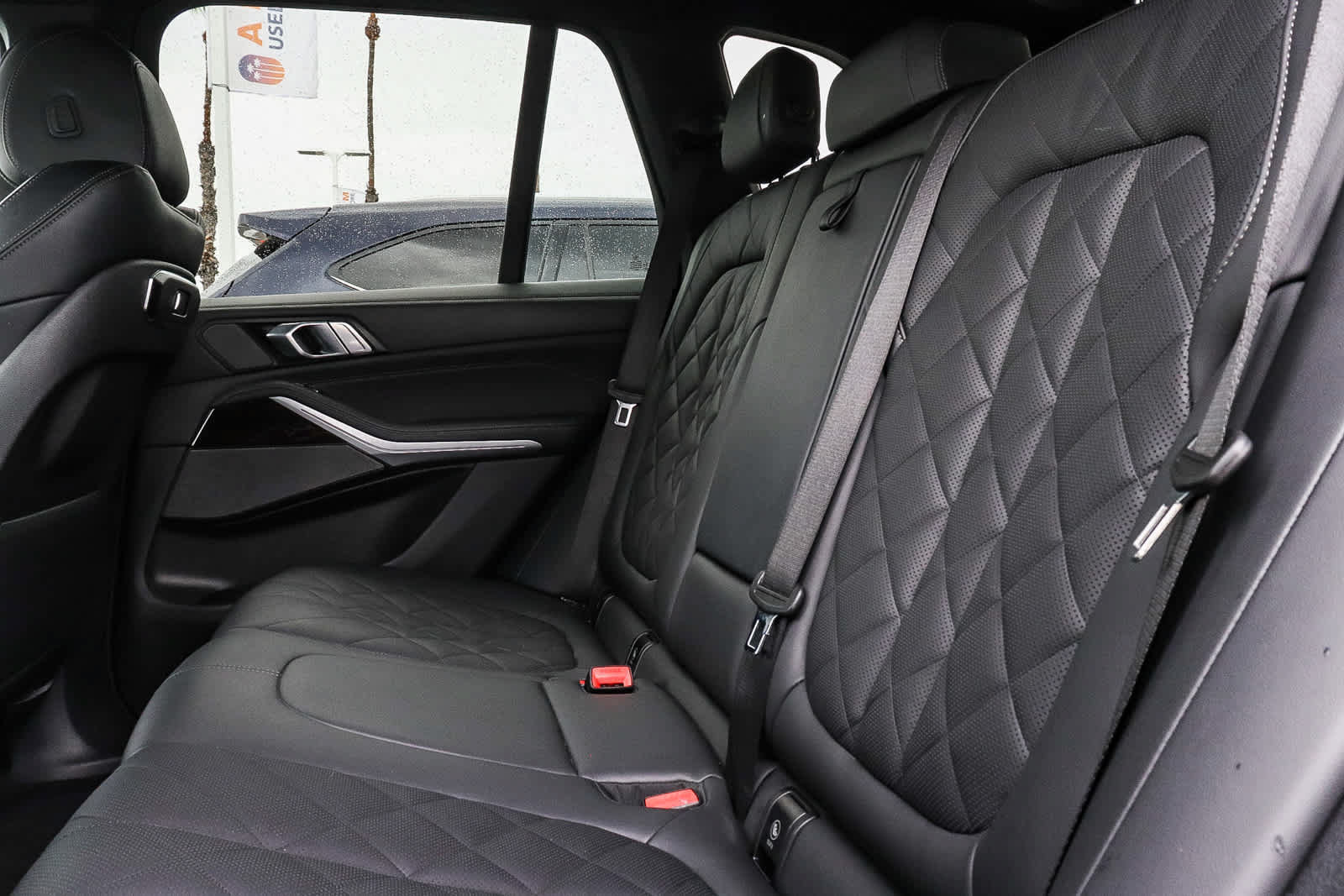Used 2024 BMW X5 sDrive40i w/ M Sport Package RWD image 27