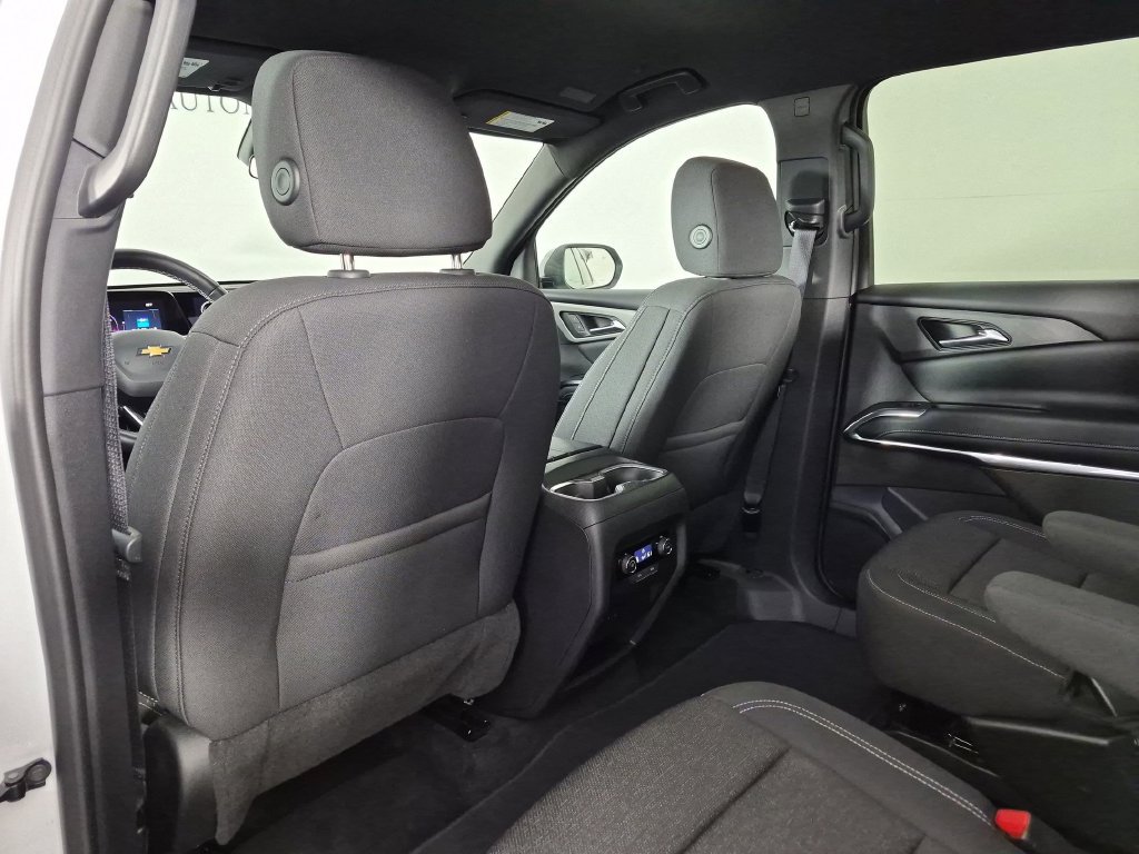 Certified 2026 Chevrolet Traverse LT FWD image 33
