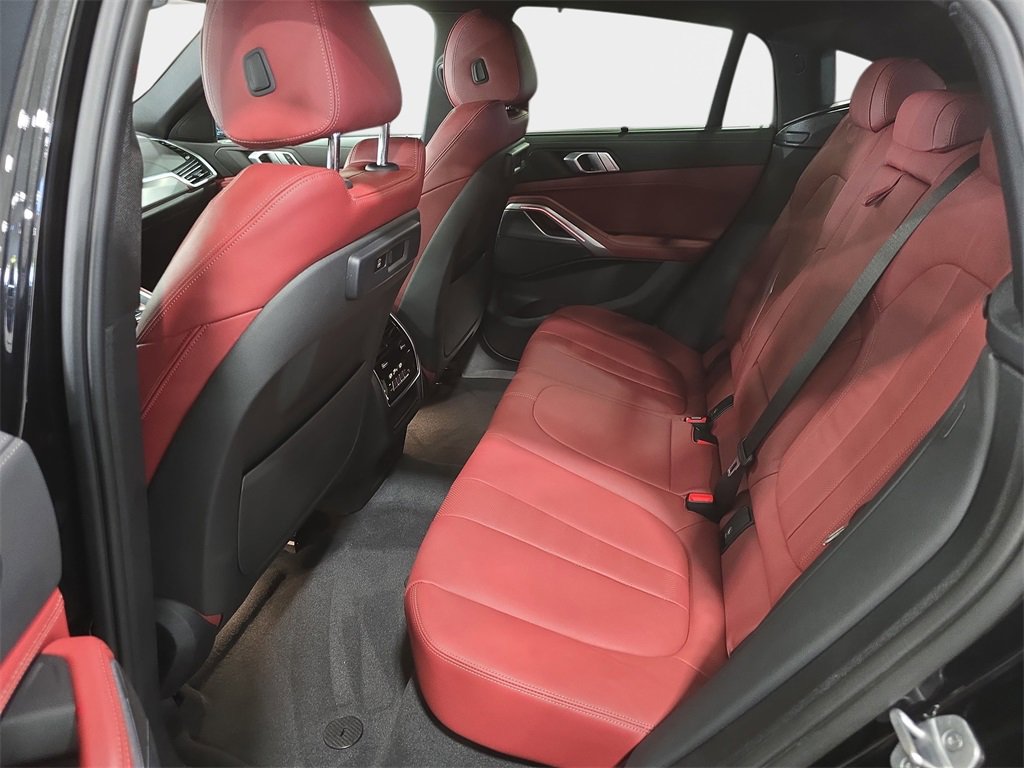 Used 2021 BMW X6 sDrive40i w/ Convenience Package image 12