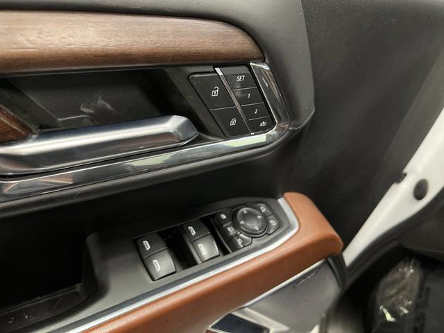 Used 2024 GMC Sierra 3500 Denali Ultimate image 32