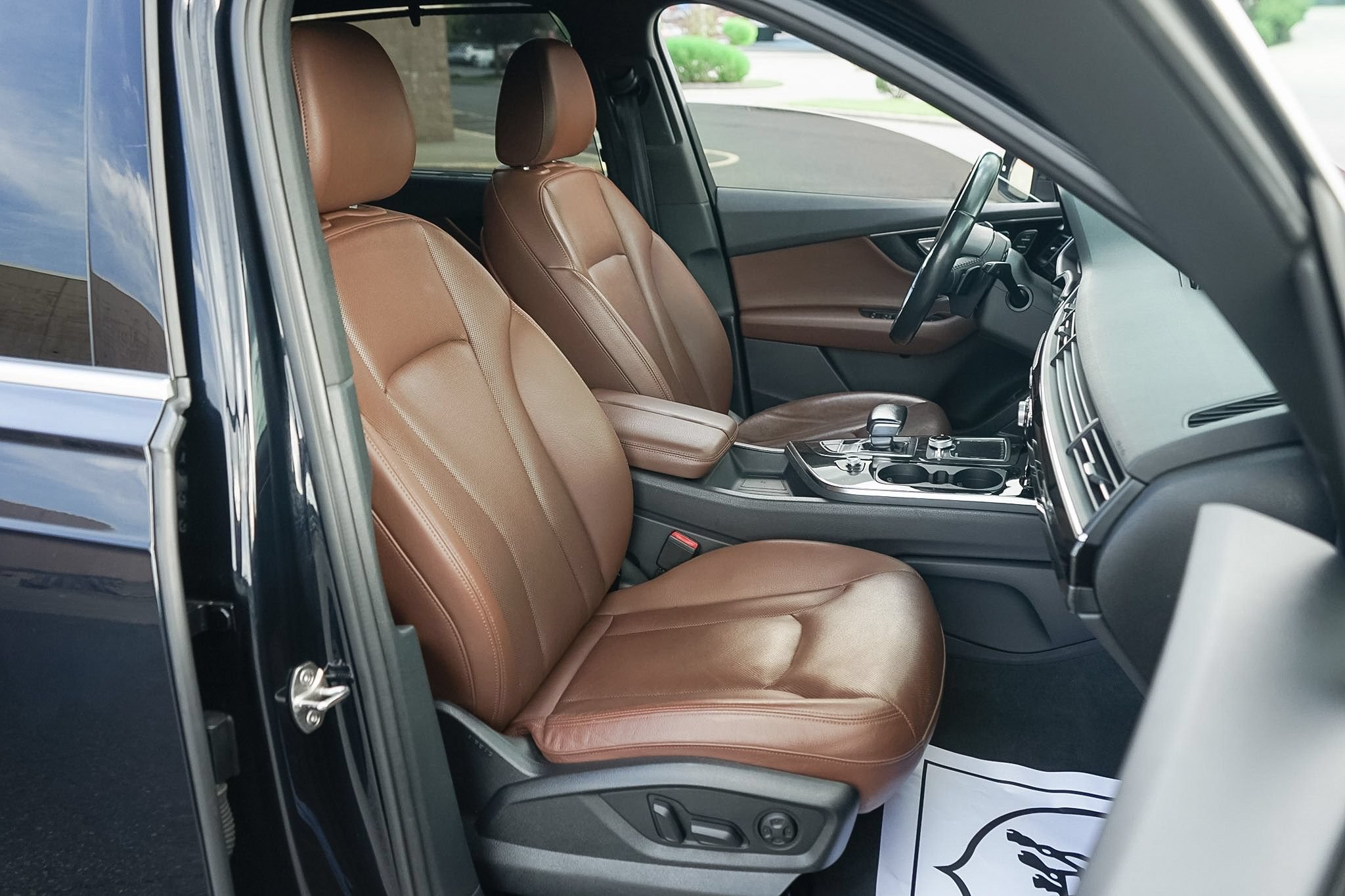 Used 2018 Audi Q7 3.0T Prestige AWD/4WD image 30