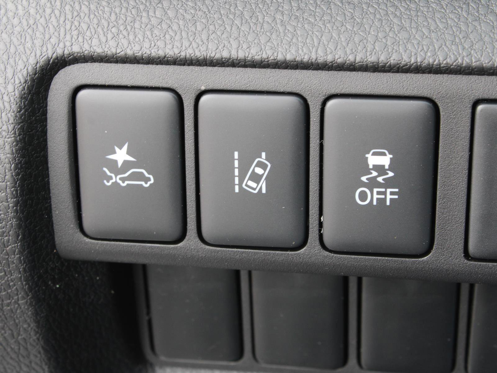 New 2025 Mitsubishi Eclipse Cross LE image 21