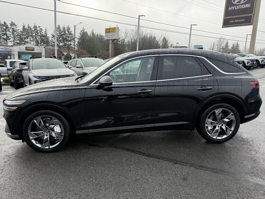 Used 2025 Genesis Electrified GV70 Advanced w/ Prestige Package image 2