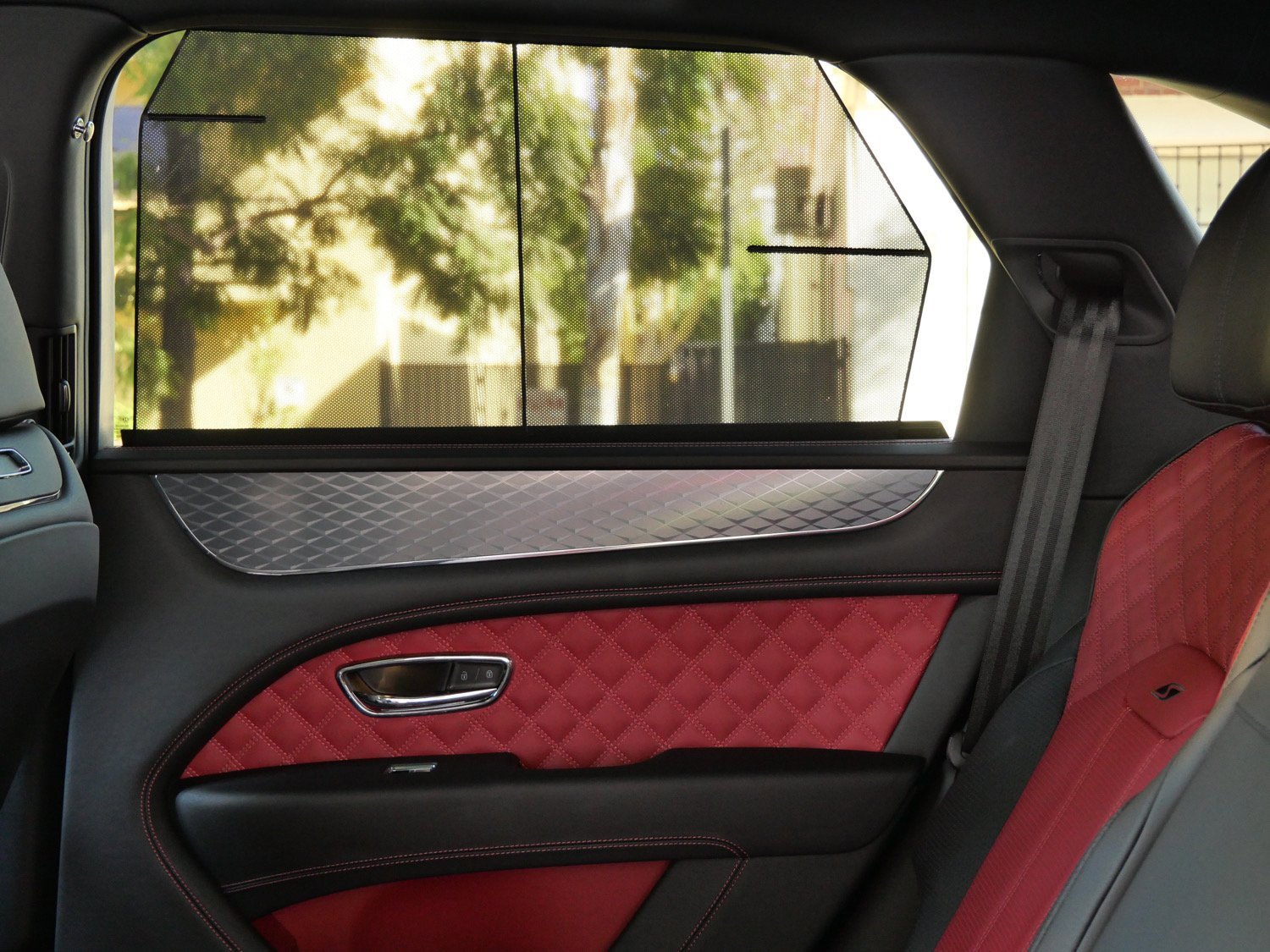 Used 2022 Bentley Bentayga S image 20